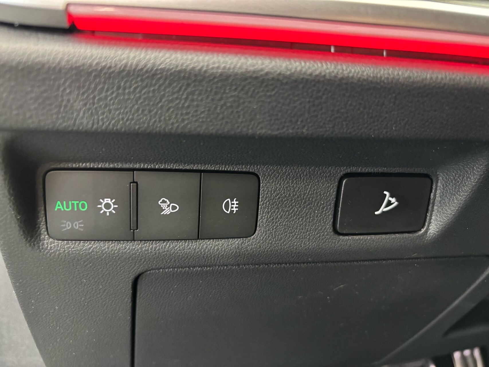 Grå Skoda Enyaq fra 2026
