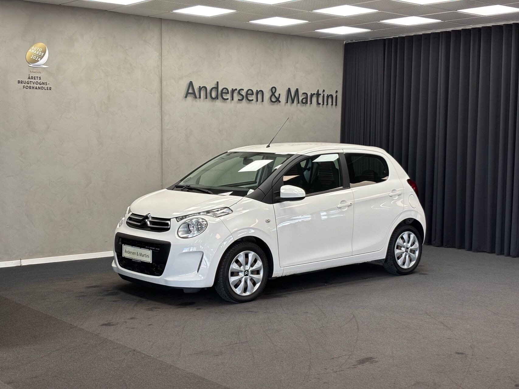 Citroën C1 1,0 VTi Shine 72HK 5d