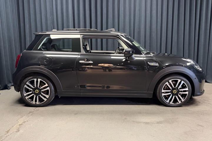 Sort Mini Cooper fra 2023