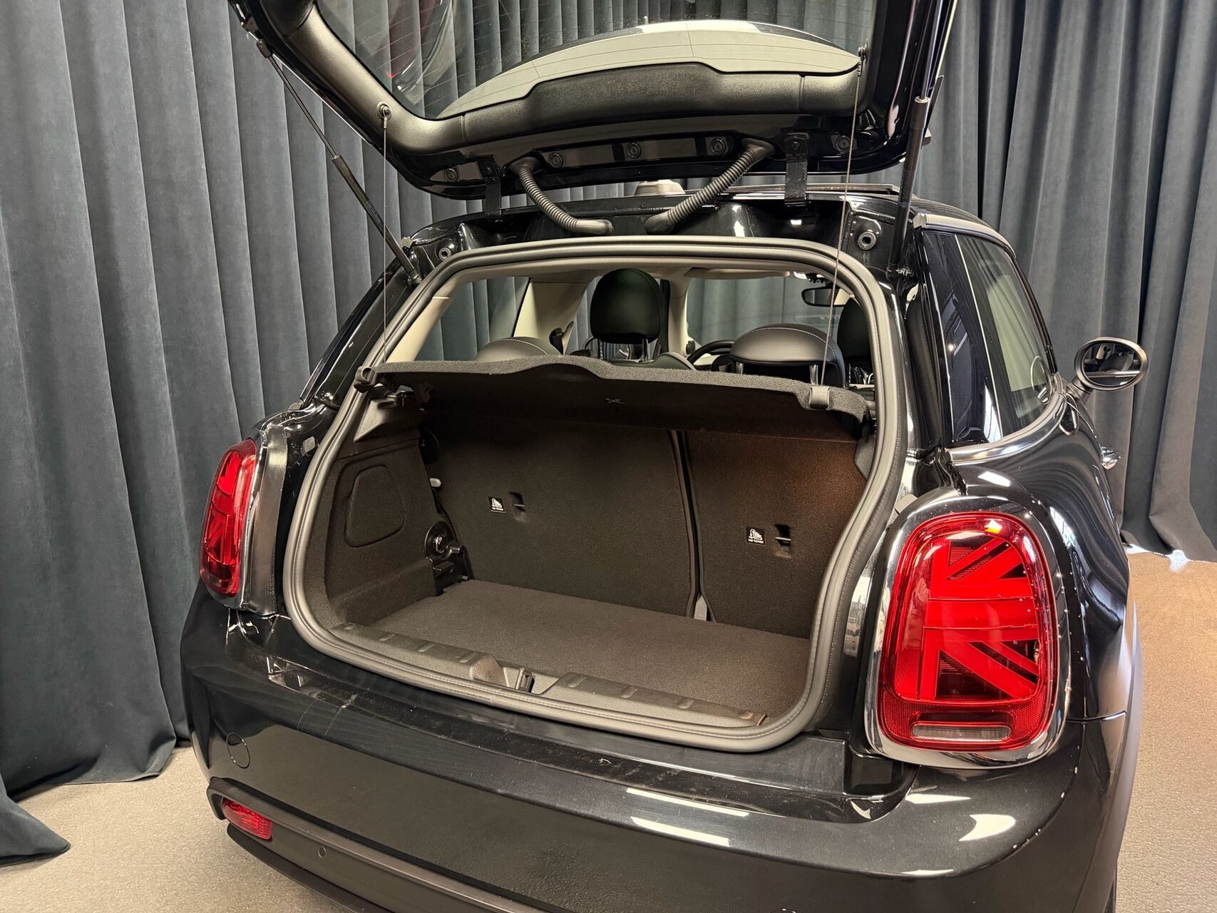 Sort Mini Cooper fra 2023