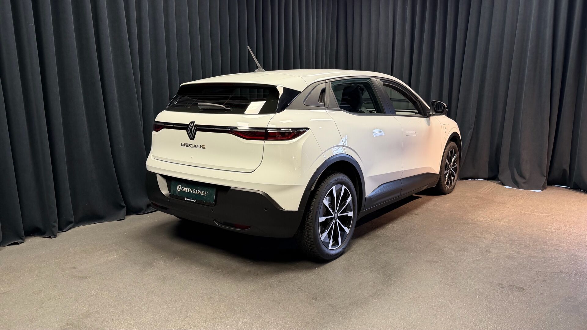 Hvid Renault Mégane fra 2023