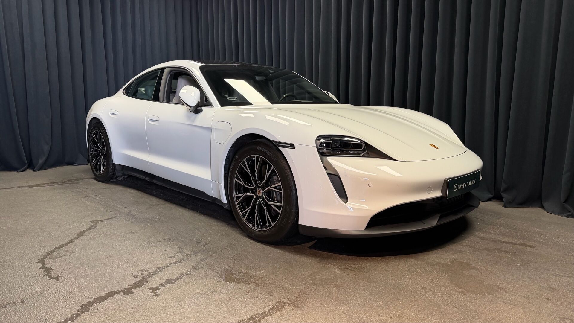 Porsche Taycan EL 408HK 4d Aut.