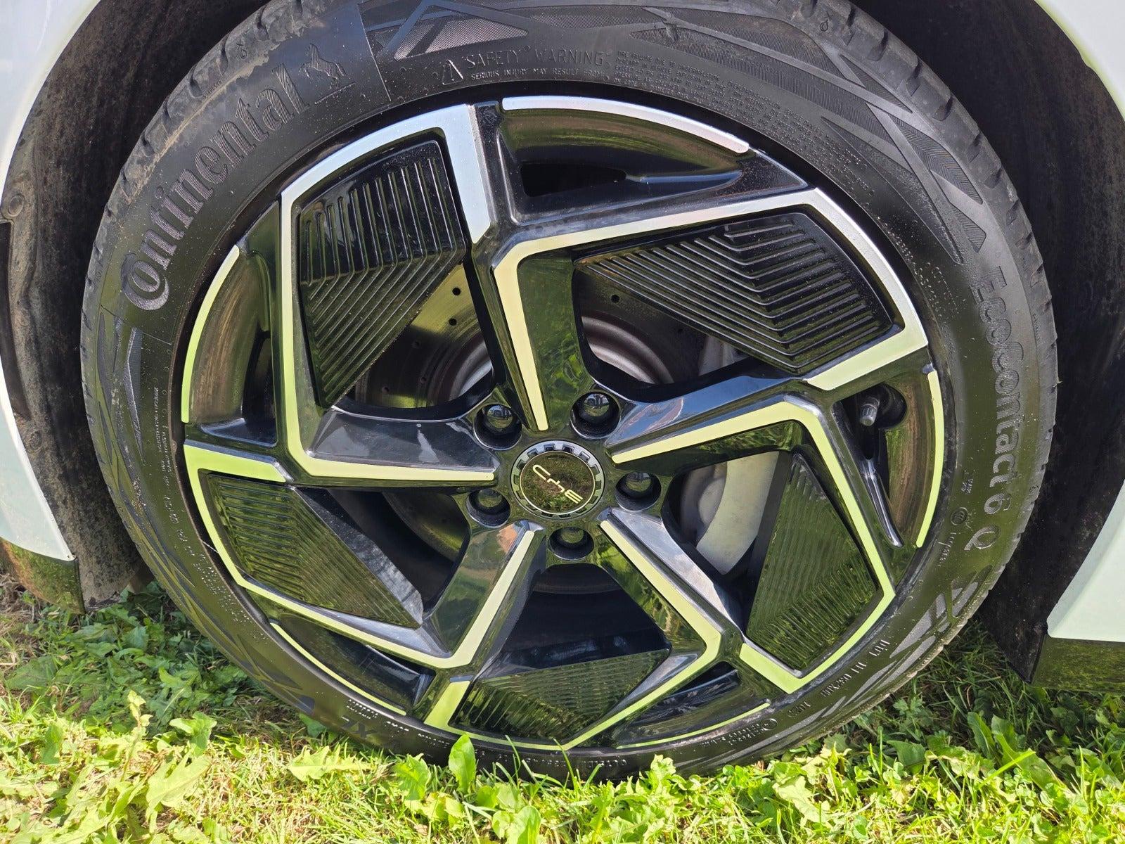 Hvid BYD Seal fra 2024