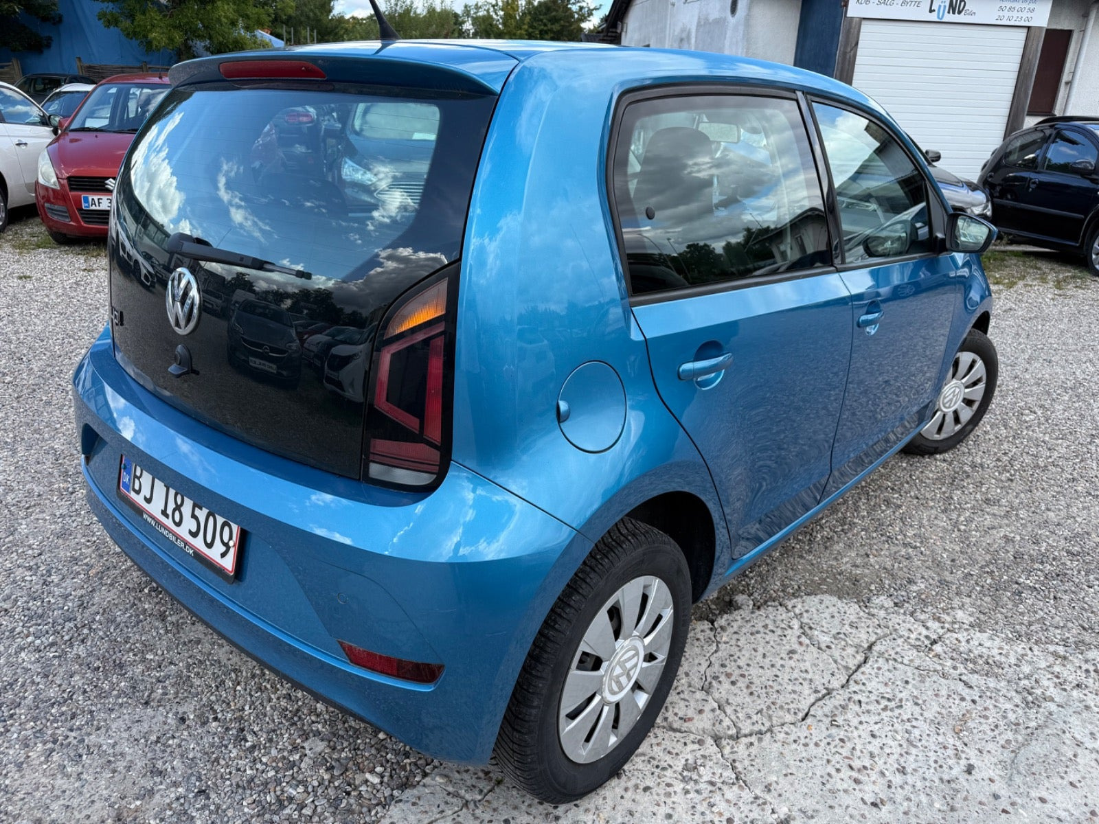 Blå VW UP! fra 2017