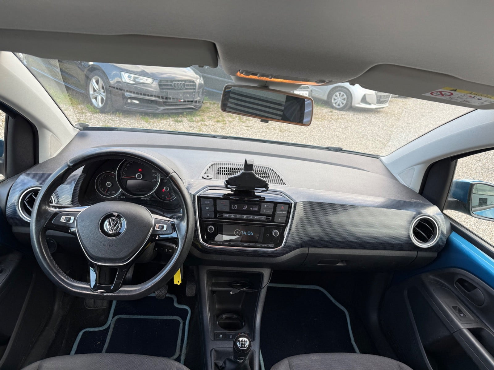 Blå VW UP! fra 2017