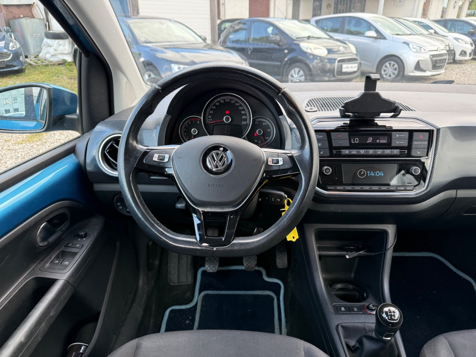 Blå VW UP! fra 2017