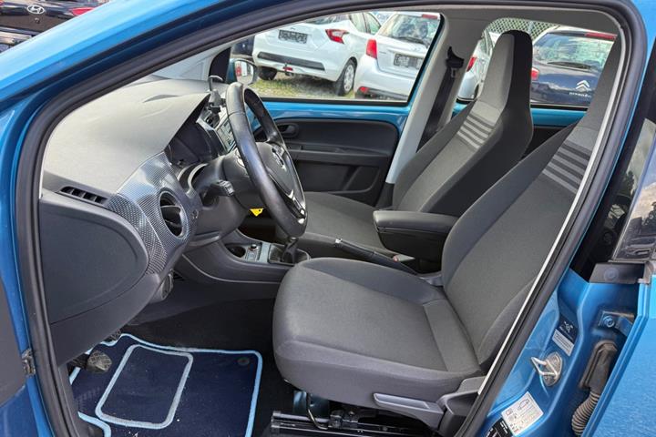 Blå VW UP! fra 2017