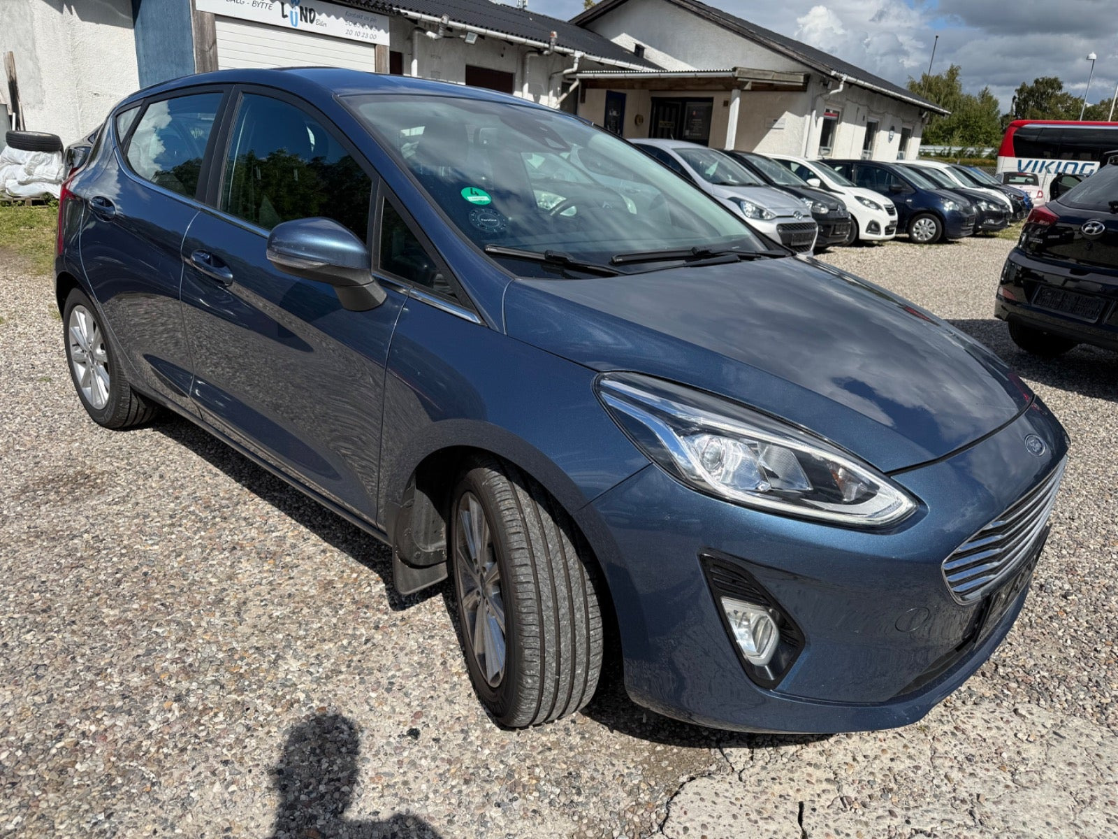 Blå Ford Fiesta fra 2019