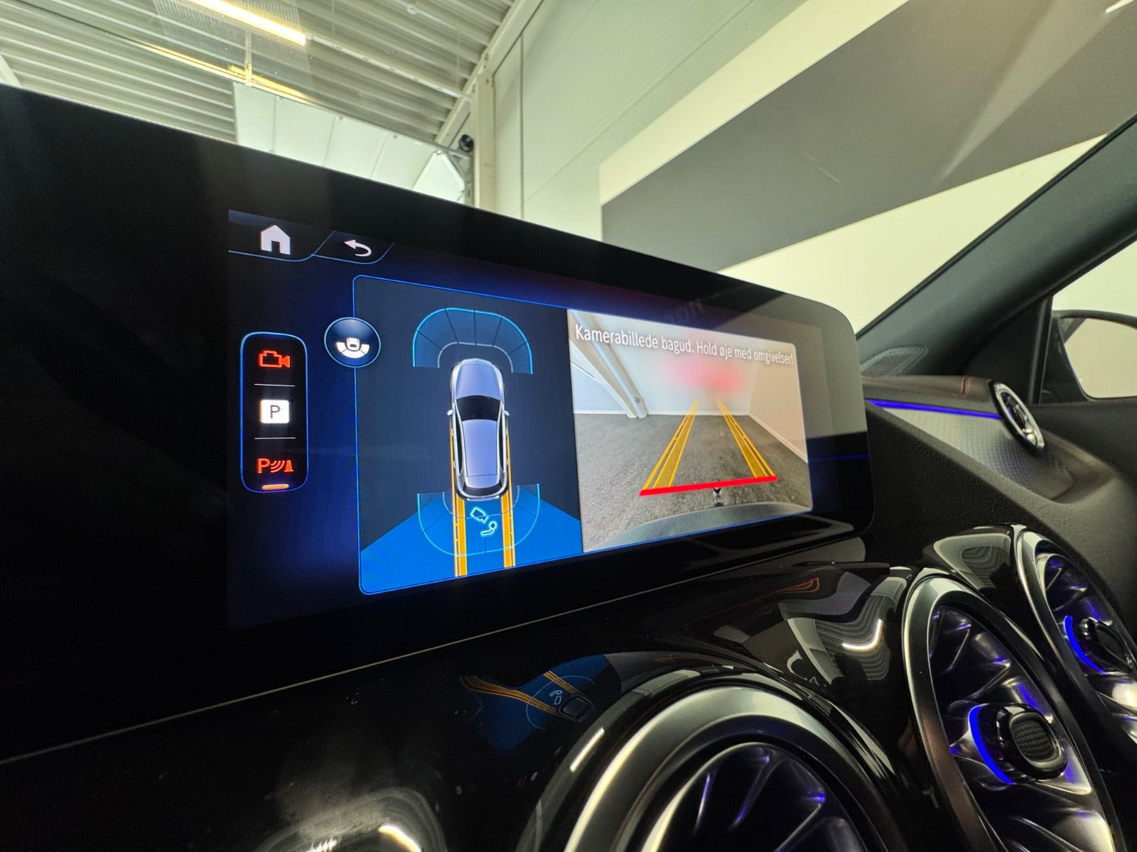Sort Mercedes EQA250+ fra 2025