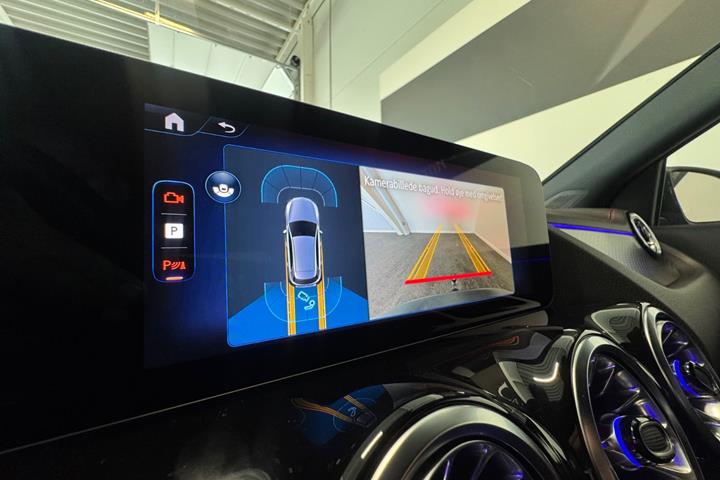 Sort Mercedes EQA250+ fra 2025