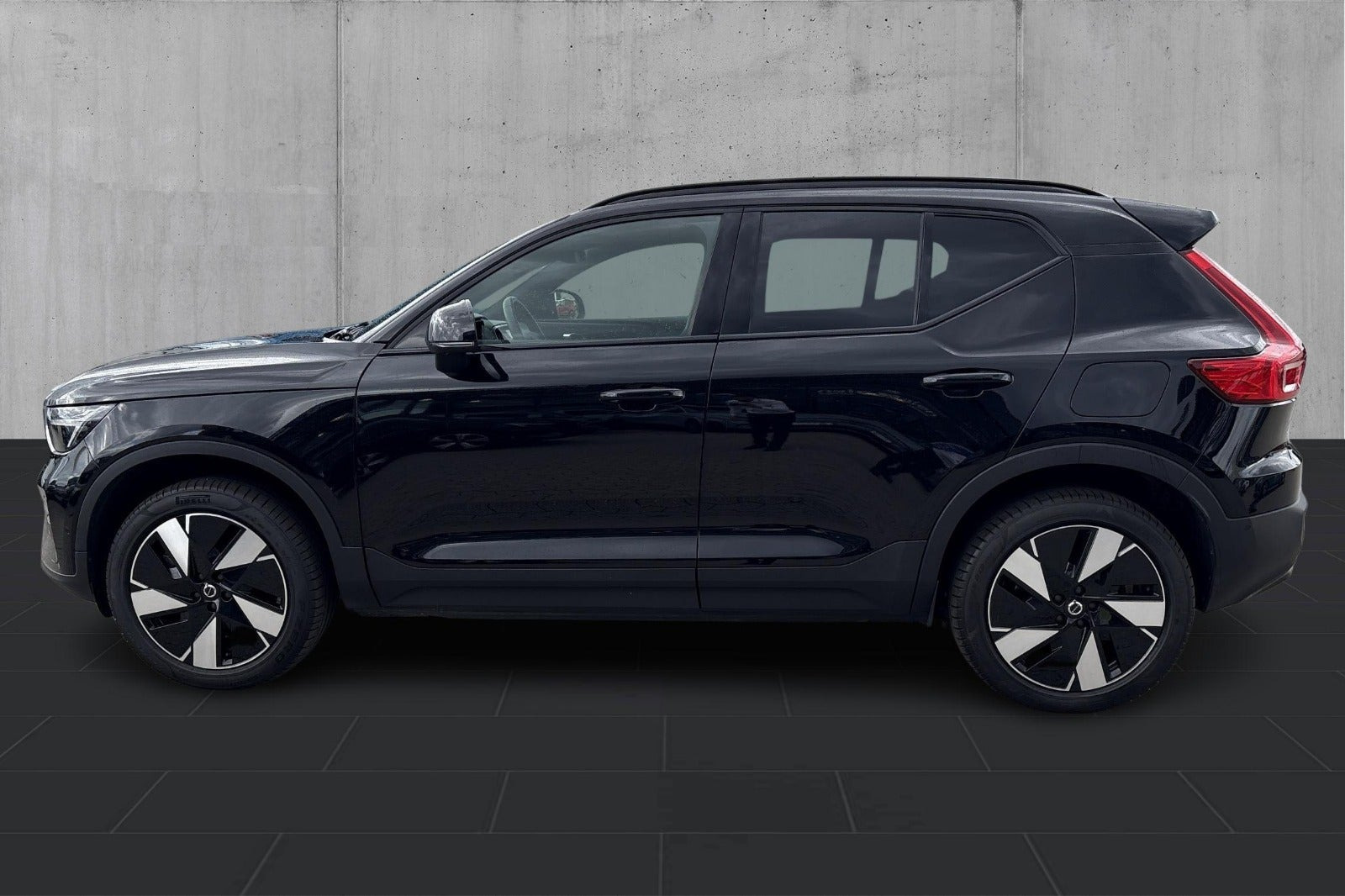 undefined Volvo EX40 fra 2024