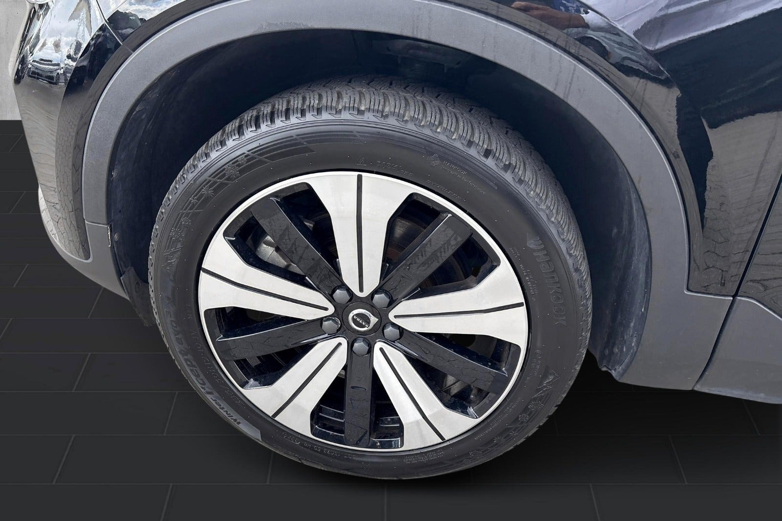 Sort Volvo XC40 fra 2022