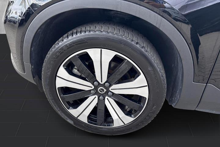 Sort Volvo XC40 fra 2022