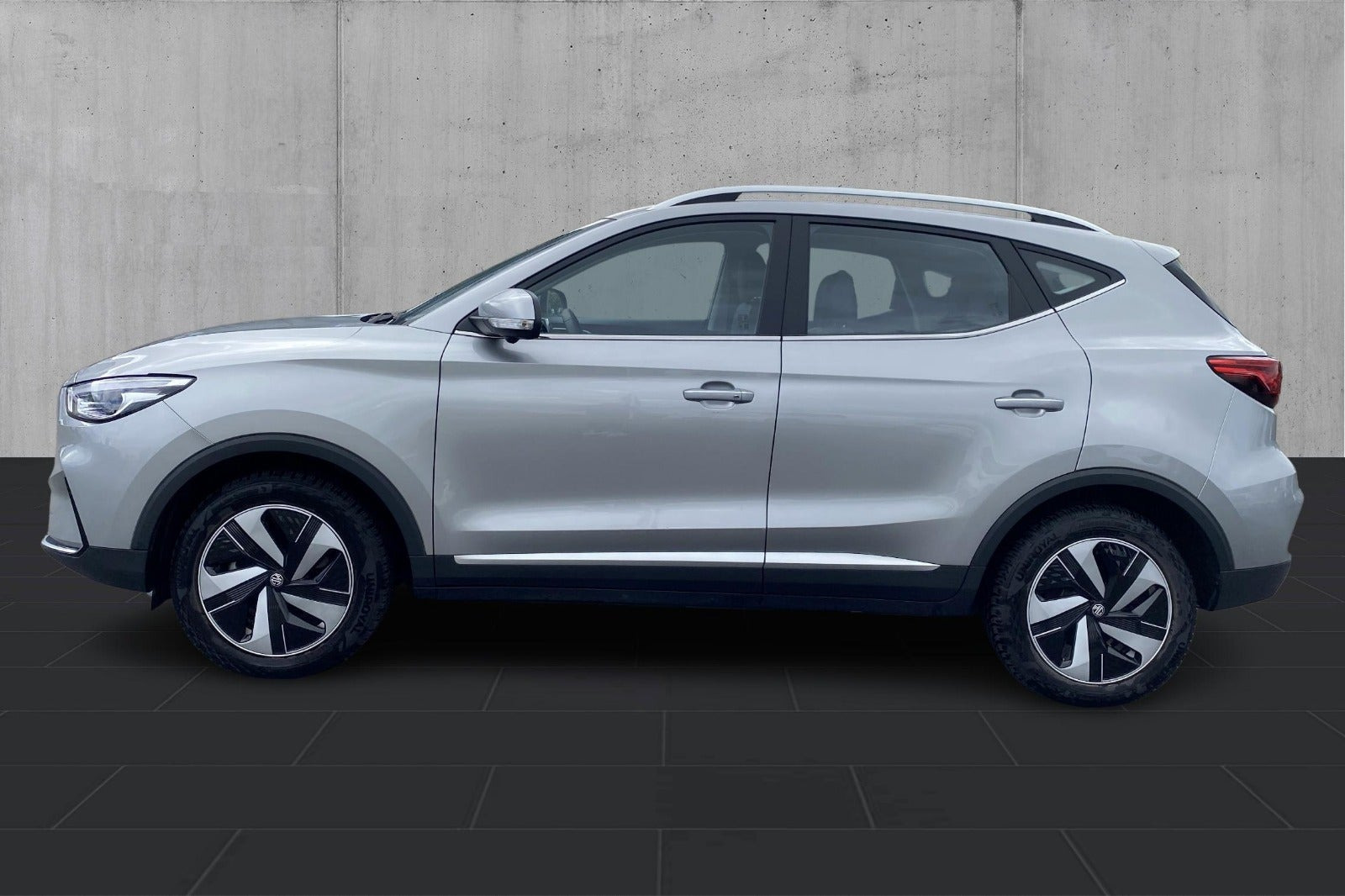 Sølv MG ZS fra 2024