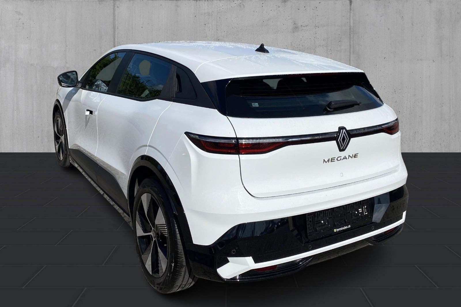 Hvid Renault Megane E-Tech fra 2023