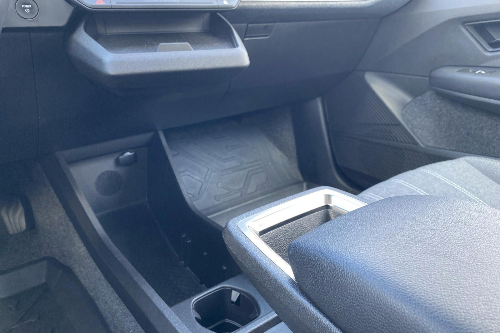 Hvid Renault Megane E-Tech fra 2023