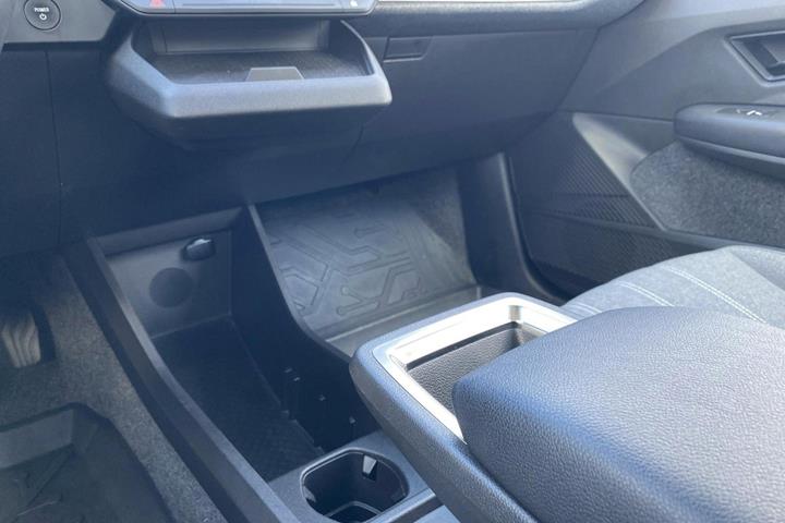 Hvid Renault Megane E-Tech fra 2023