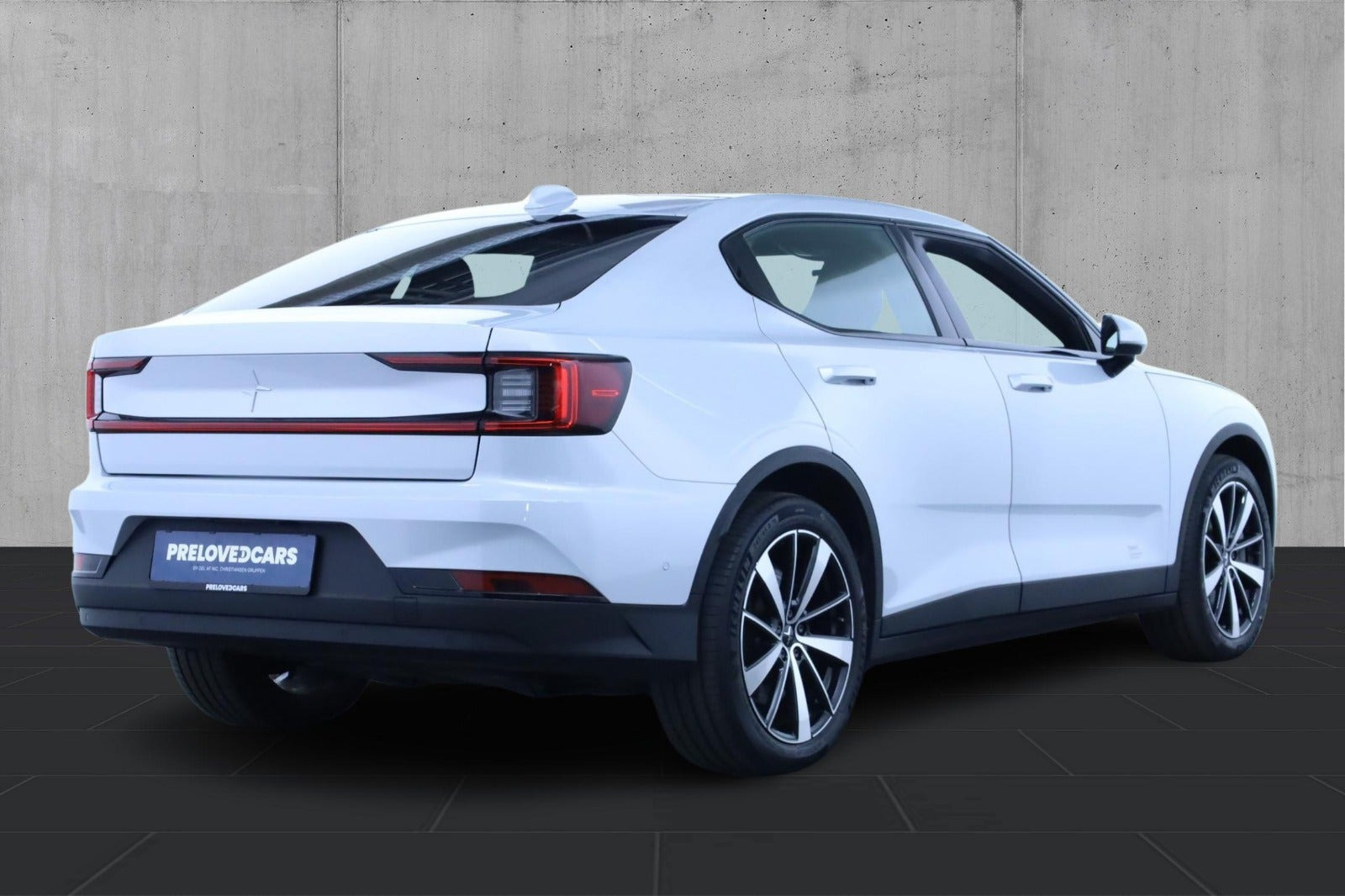 Hvid Polestar 2 fra 2021