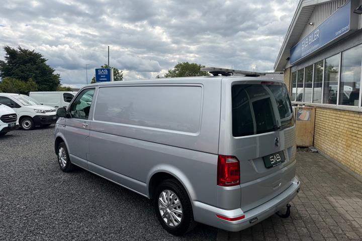 undefined VW Transporter fra 2017