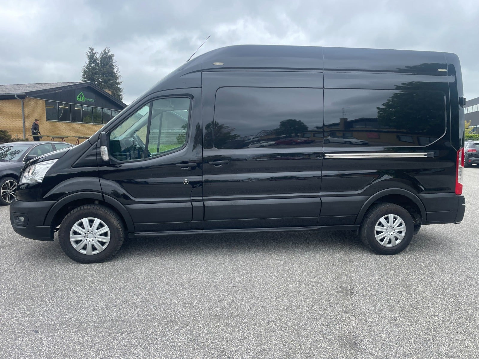Sort Ford Transit 350 L3 Van fra 2021