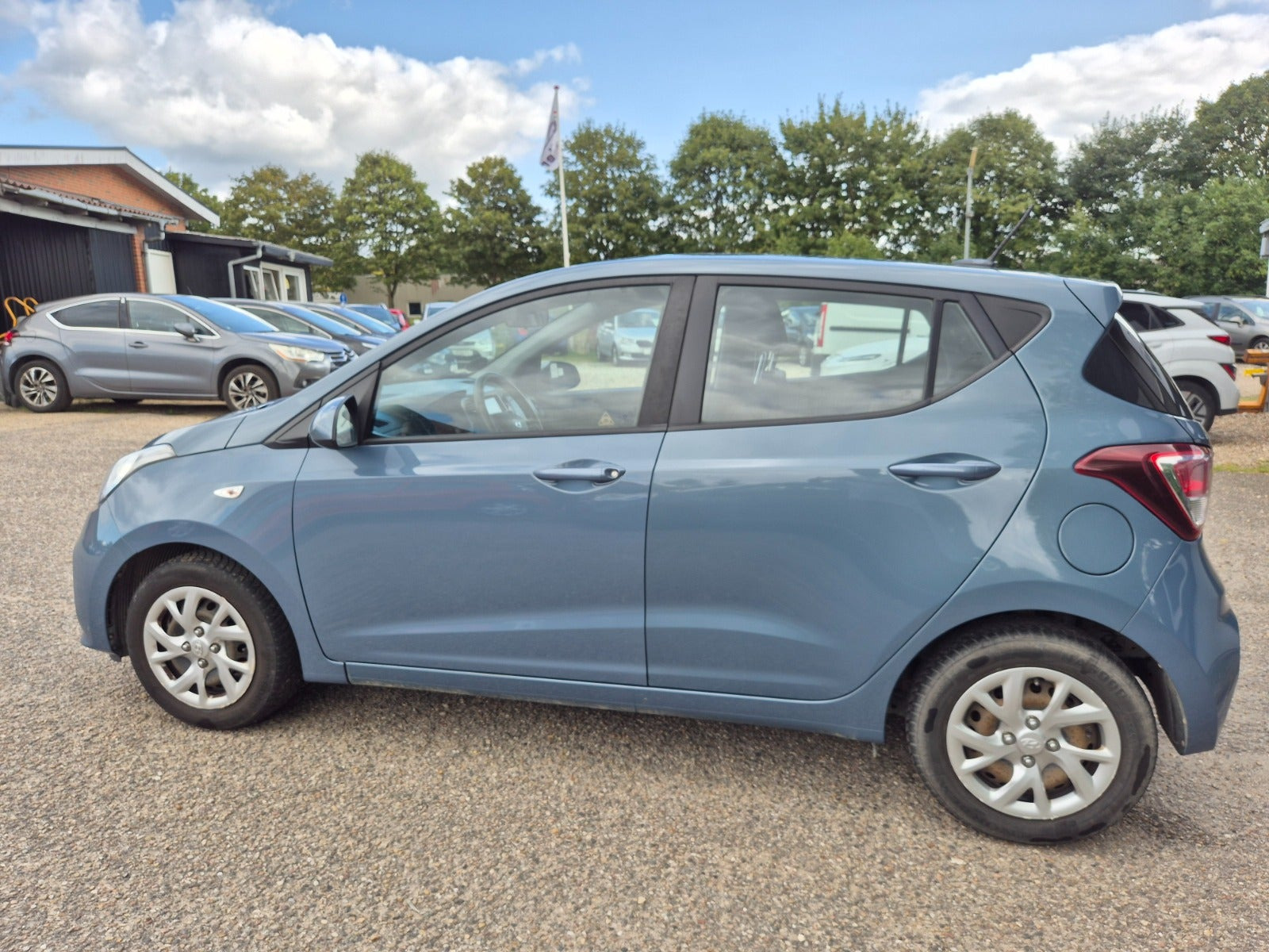 Grøn Hyundai i10 fra 2018