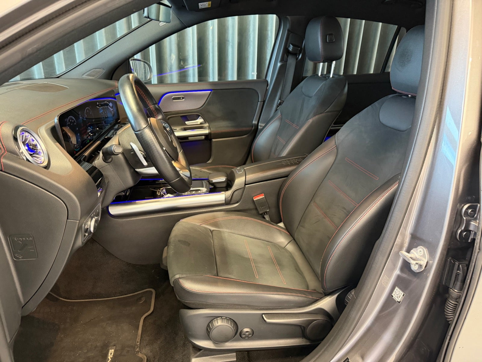 Grå Mercedes EQA250 fra 2022