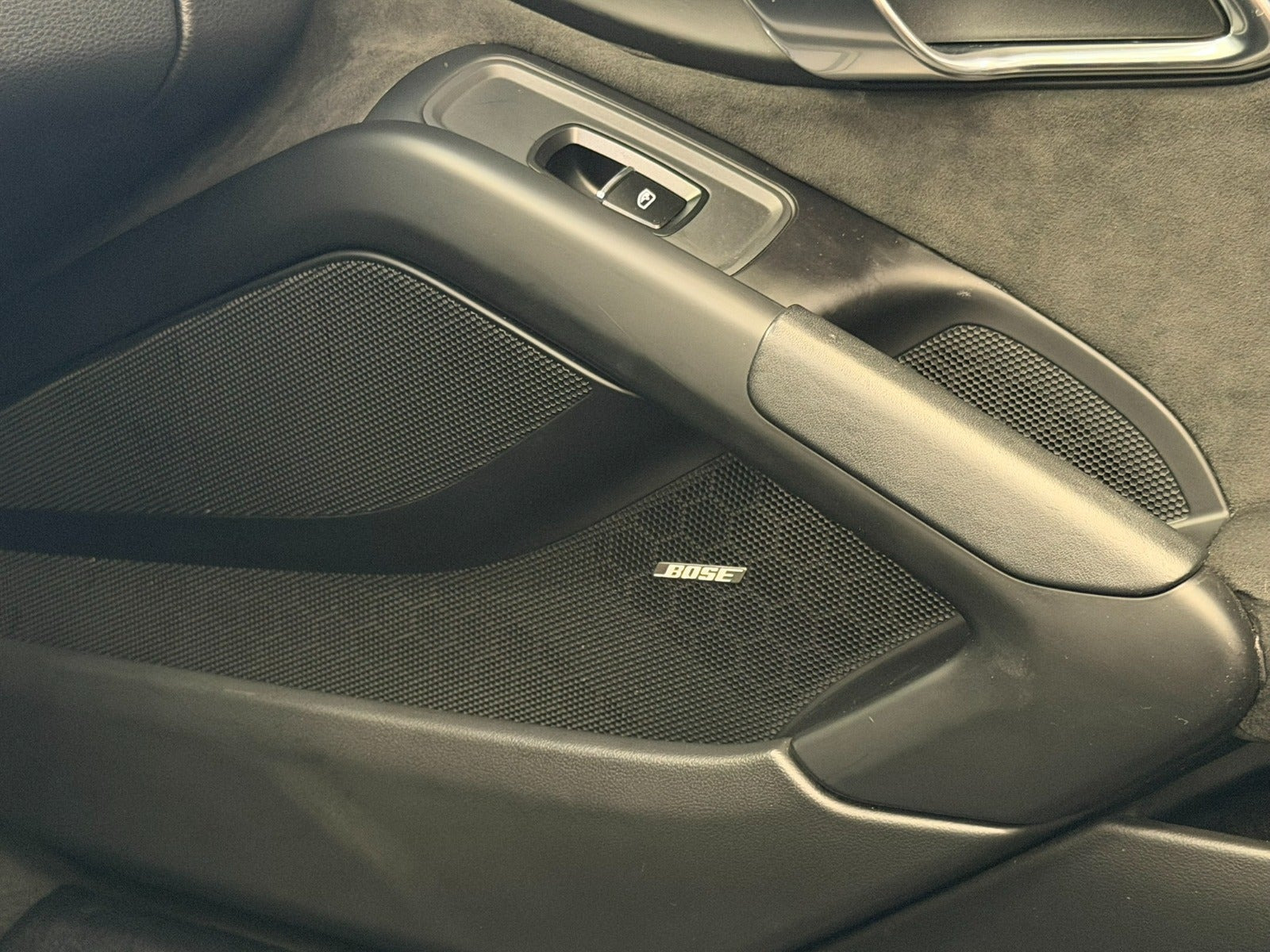 Grå Porsche 718 Boxster fra 2017
