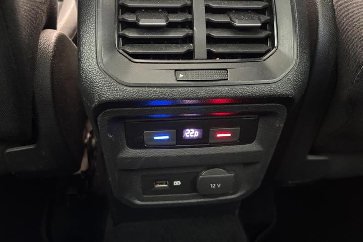 Hvid VW Tiguan fra 2018