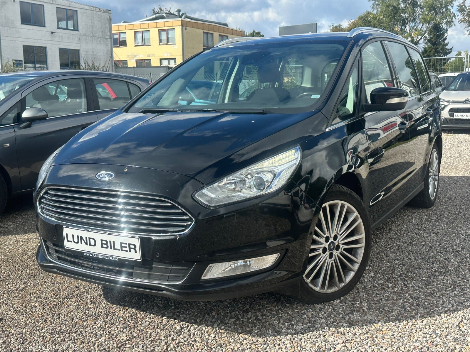 Sort Ford Galaxy fra 2018
