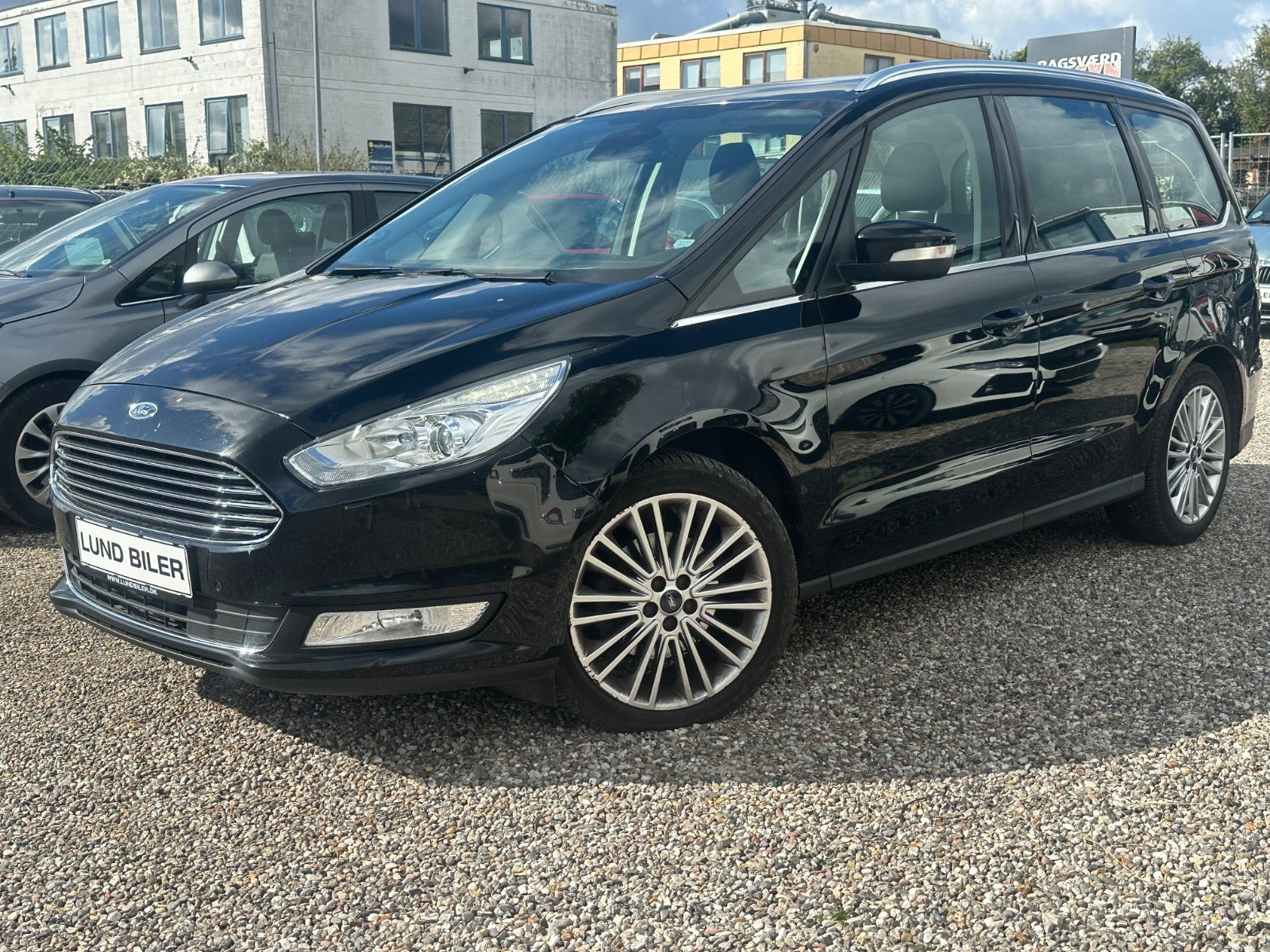 Sort Ford Galaxy fra 2018
