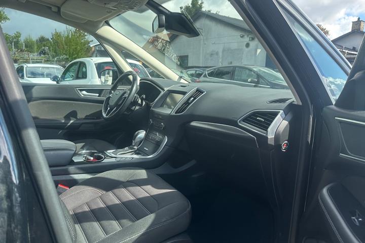 Sort Ford Galaxy fra 2018