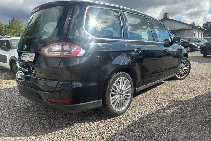 Sort Ford Galaxy fra 2018