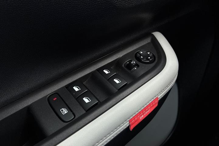 Hvid Citroën ë-C3 fra 2025