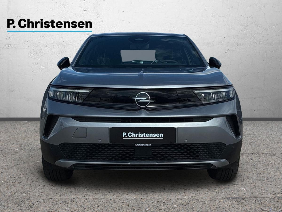 Grå Opel Mokka-e fra 2025