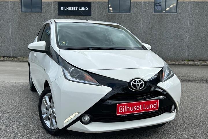 Hvid Toyota Aygo fra 2018