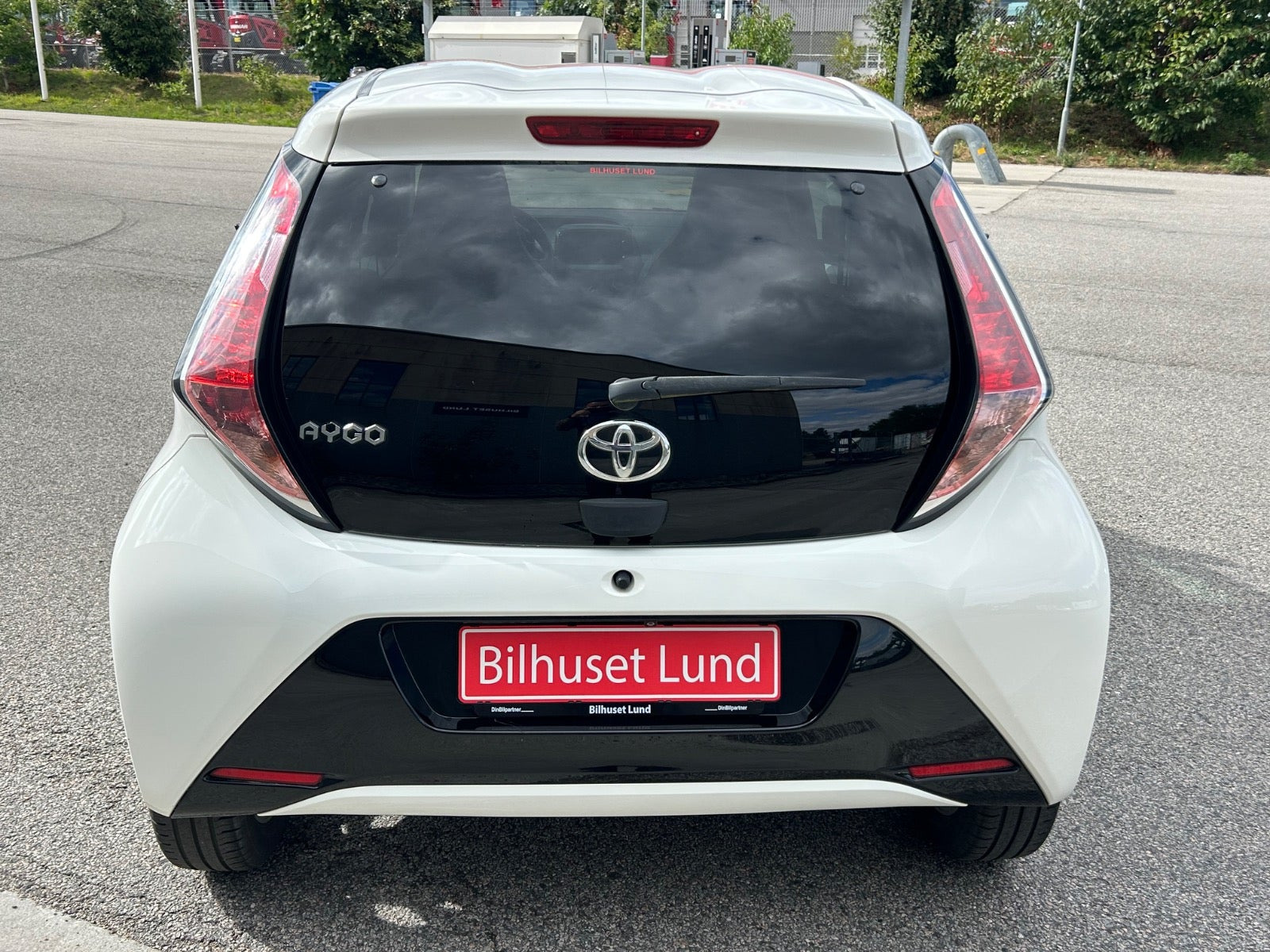 Hvid Toyota Aygo fra 2018