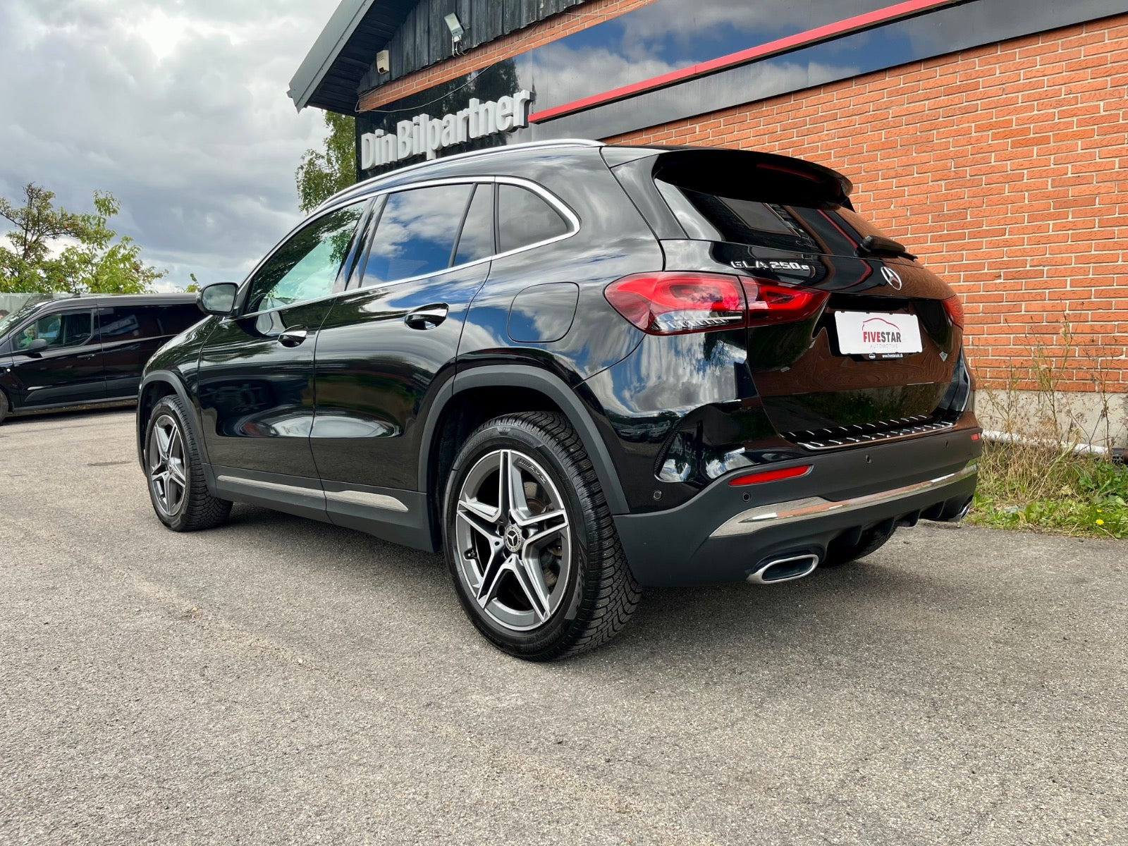 undefined Mercedes GLA250 e fra 2021