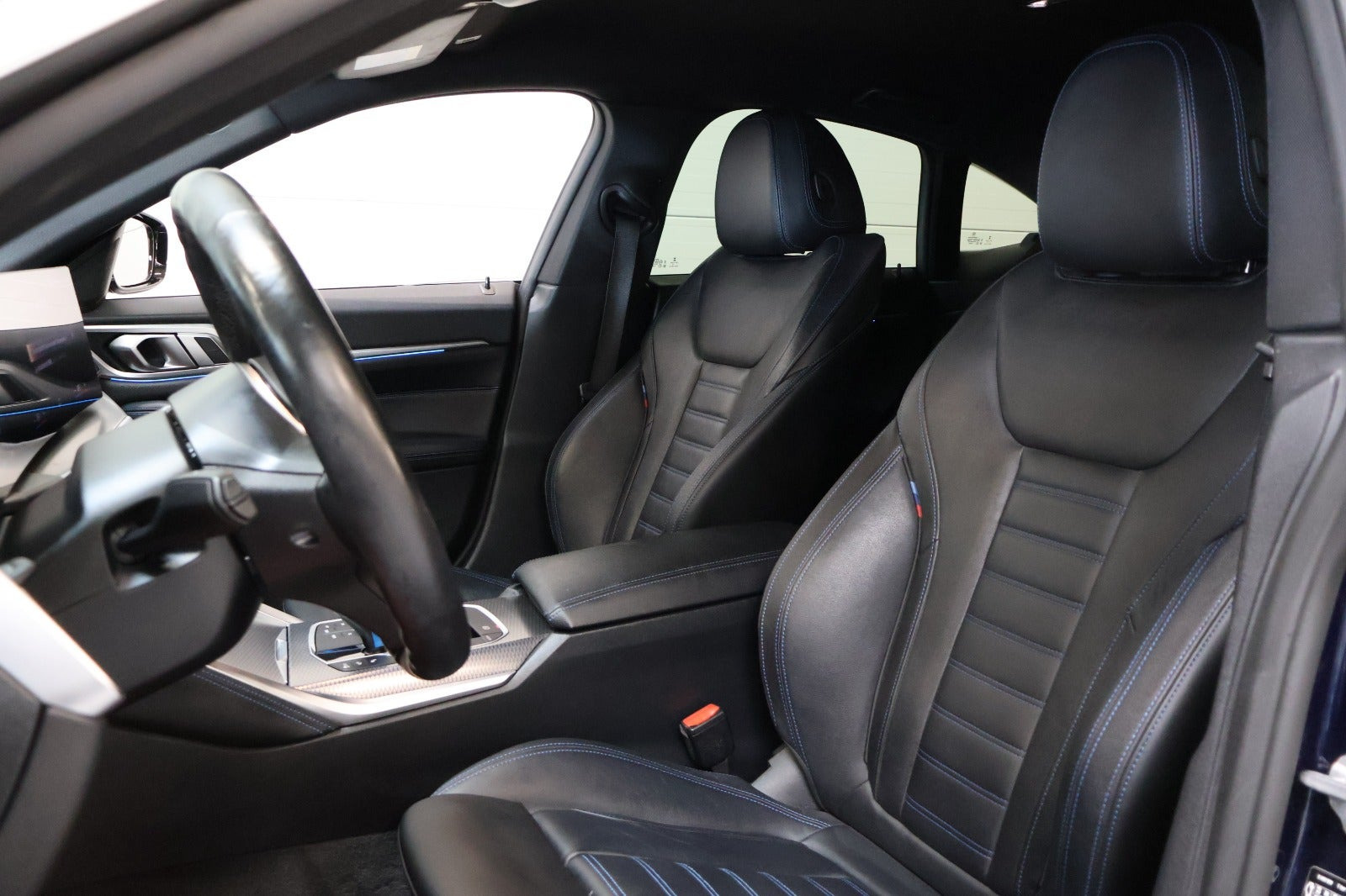 Blå BMW i4 fra 2022