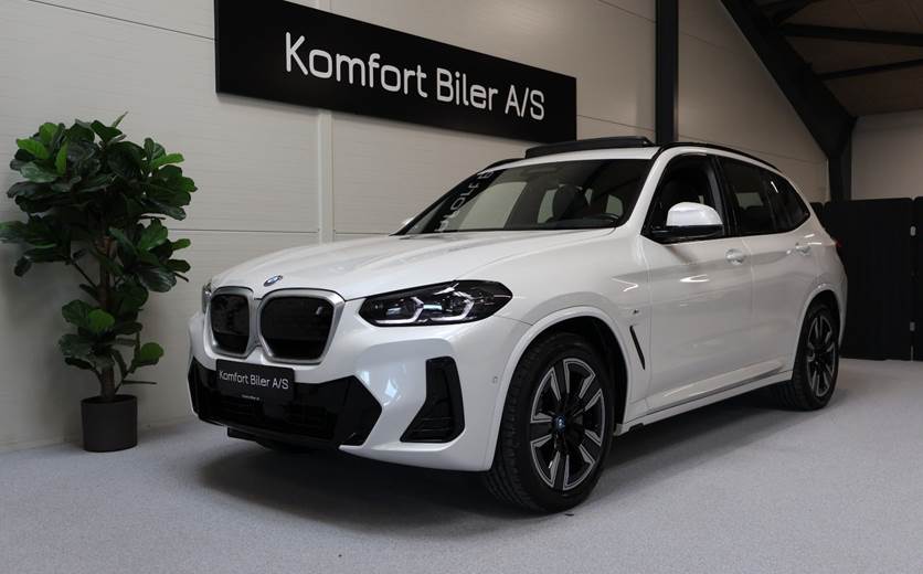 BMW iX3 Charged M-Sport