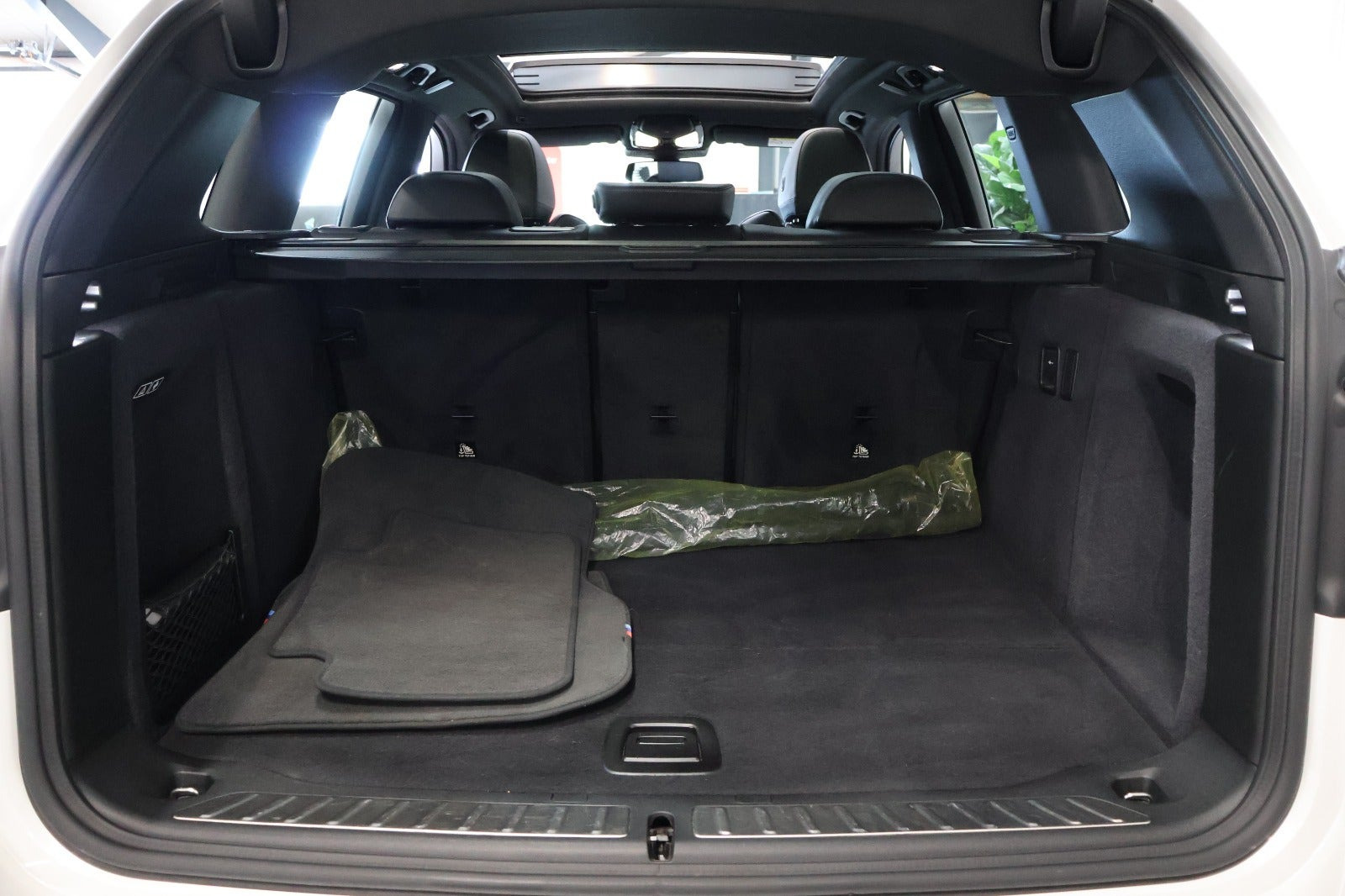 Hvid BMW iX3 fra 2022