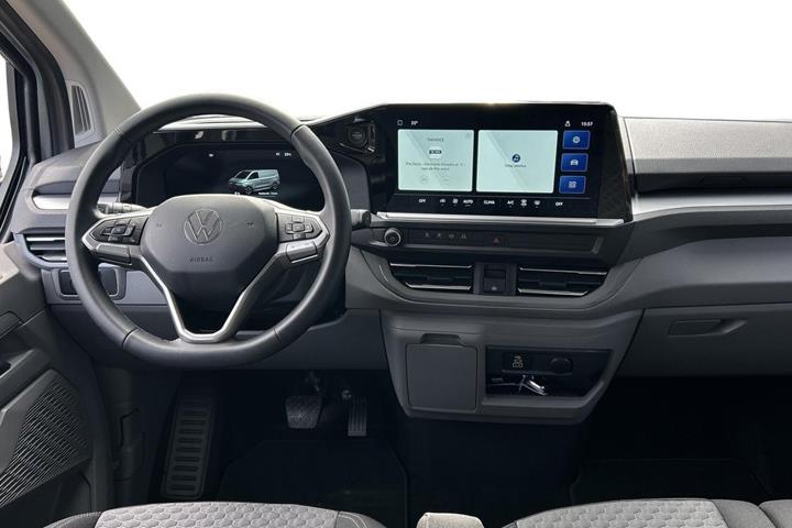 Sølv VW e-Caravelle fra 2026