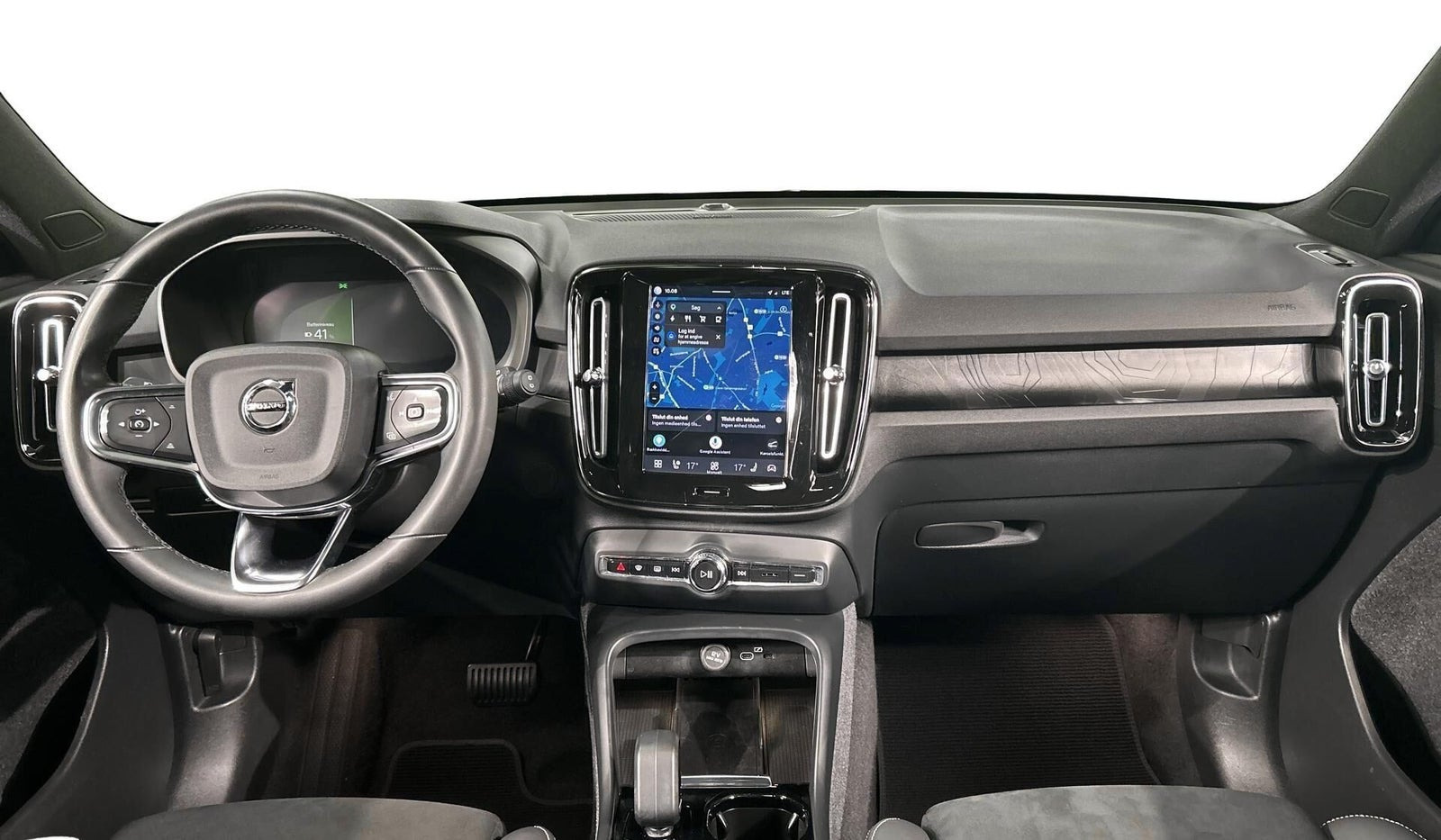 Sort Volvo XC40 fra 2022