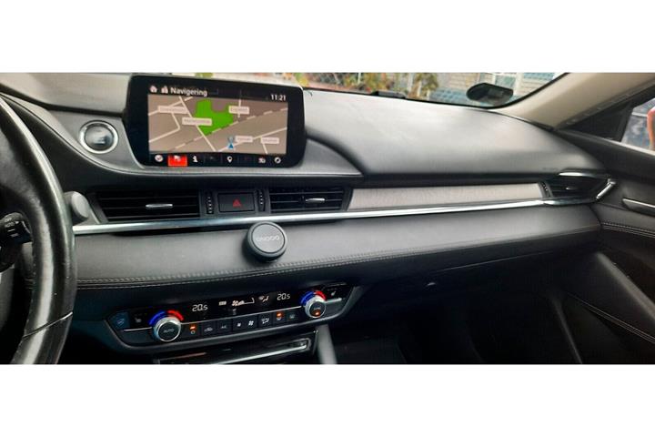 Grå Mazda 6 fra 2018