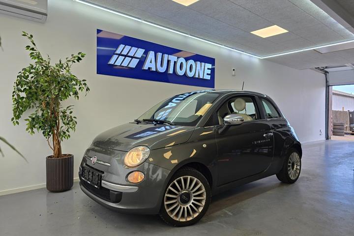 Grå Fiat 500 fra 2008