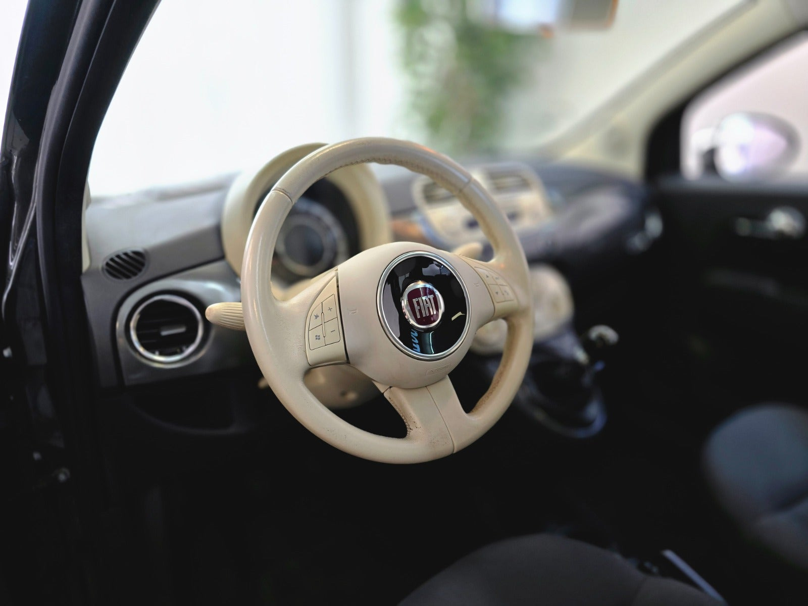 Grå Fiat 500 fra 2008