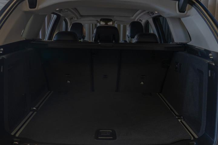 Blå BMW X3 fra 2018