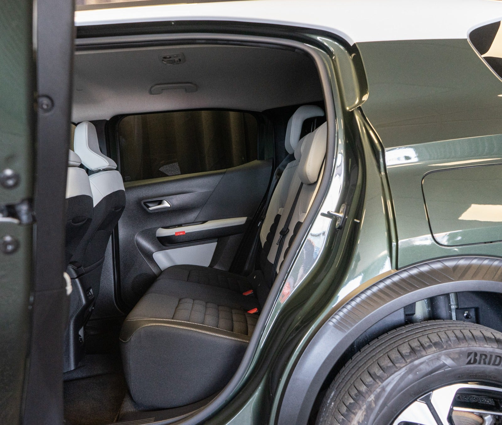Grøn Citroën e-C3 Aircross fra 2025
