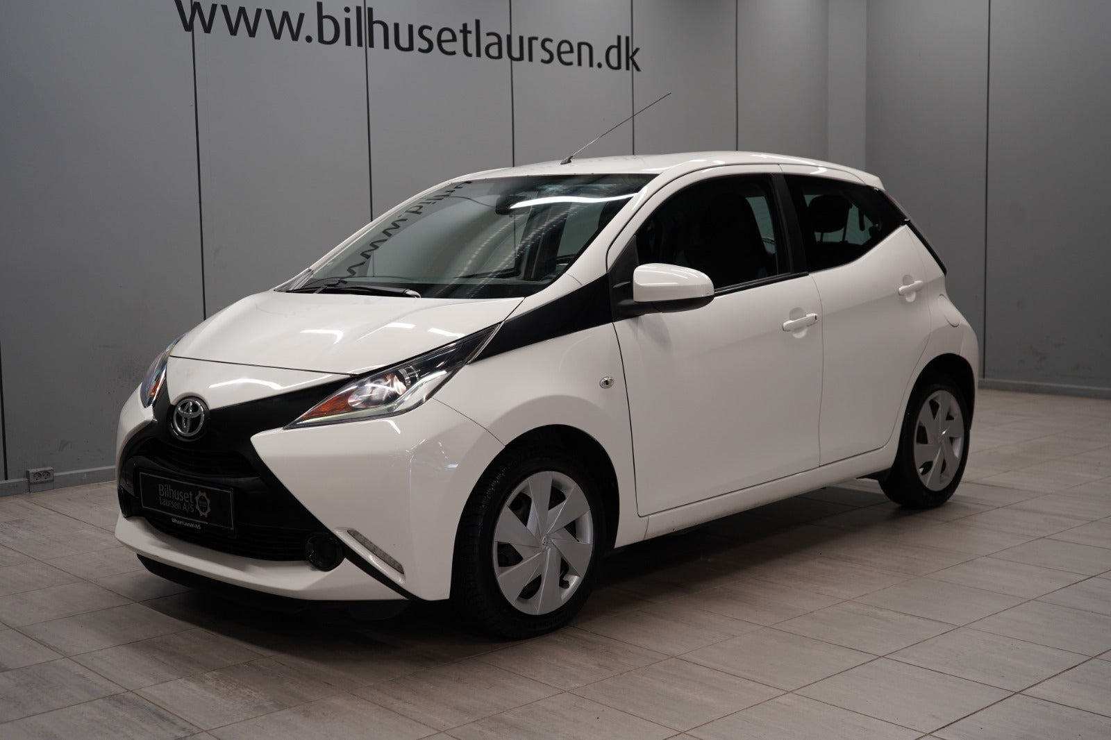 Toyota Aygo 1,0 VVT-i x-play x-touch