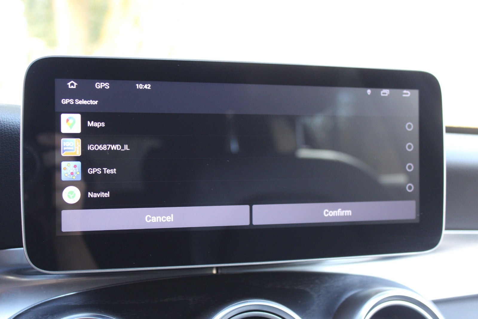 Hvid Mercedes C200 fra 2016