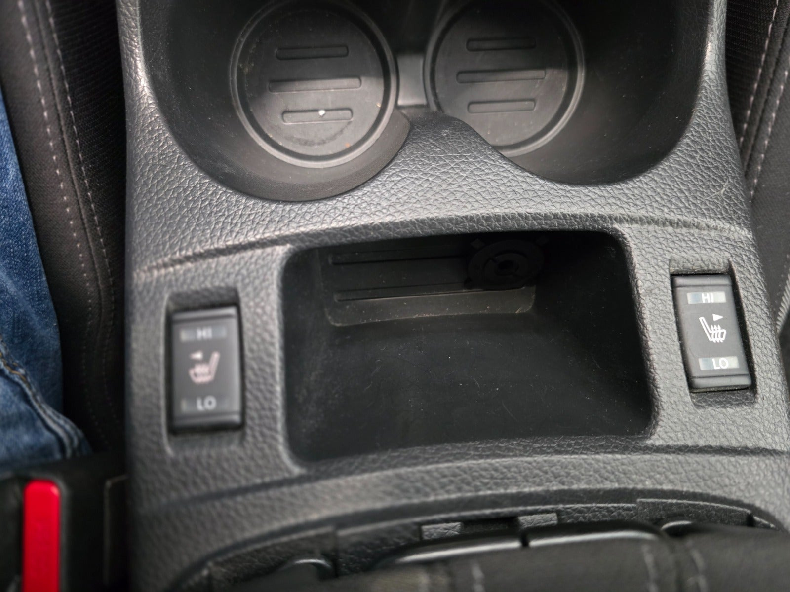 Sølv Nissan Qashqai fra 2017